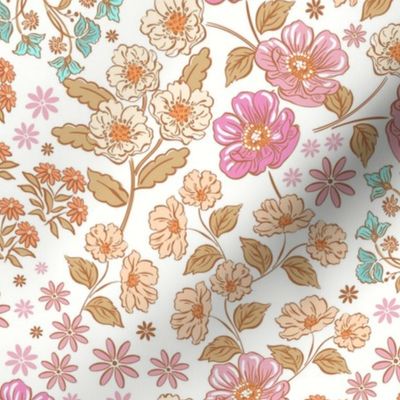 Vintage Ditsy Flowers Small _cream