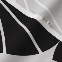 Fan Art Deco Pattern | Black and White