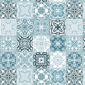 Bold tiles - blue - medium
