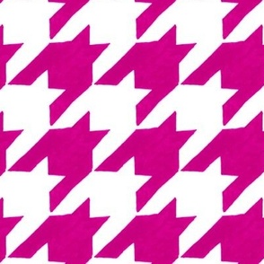 magenta and white houndstooth