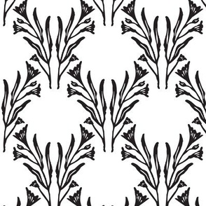 Traditional Lattice in Black & White for Fabric, DIY Projects, & Wallpaper