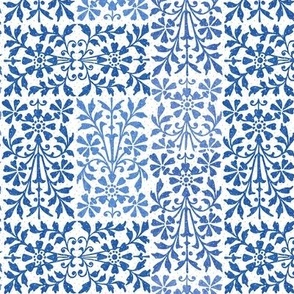 Pre-Raphaelite Floral Blue and White - 6 inch