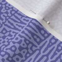 zigzag checquer in periwinkle