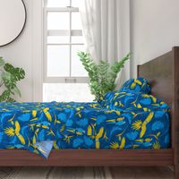 Tropical joyful jungle: yellow-breasted Macaw, Parrot / Parrots cobalt blue yellow 24 inch