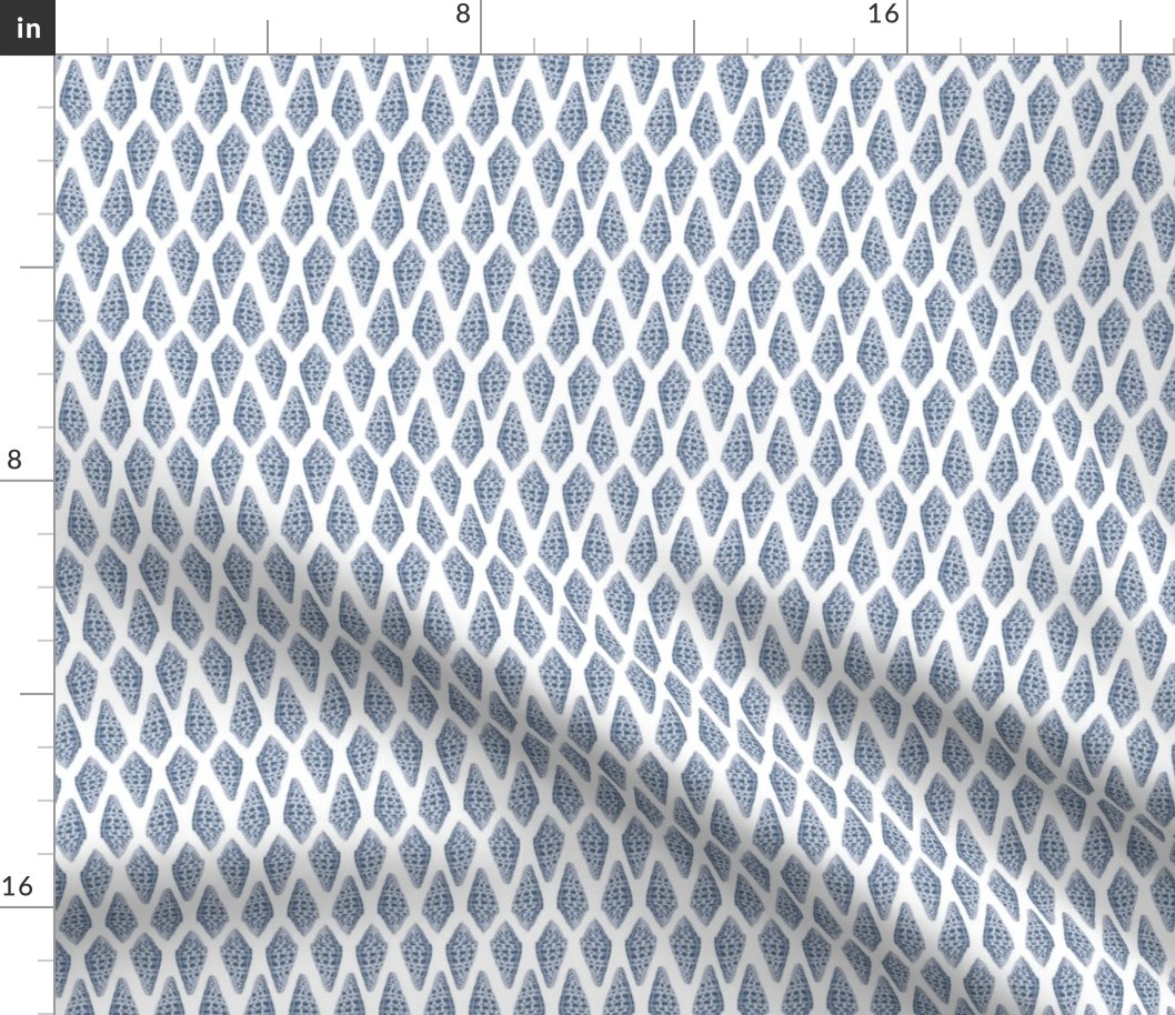 small checkered seashells - slate blue white