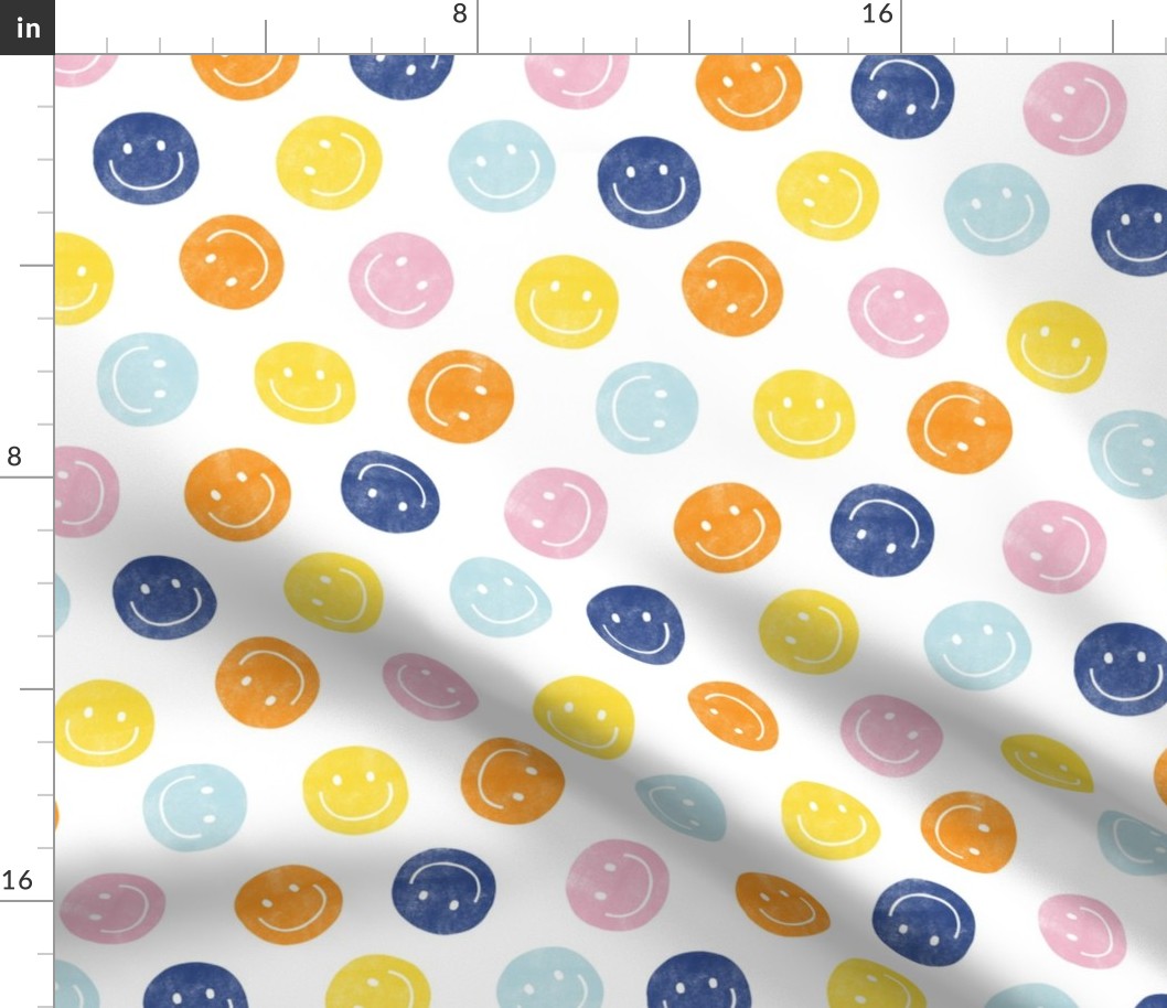 smiley faces - happy - blue/pink/orange - LAD22