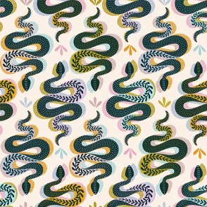 Hissterical colorful Snakes