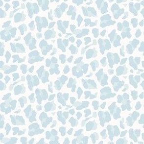 Classic Leopard Light Blue