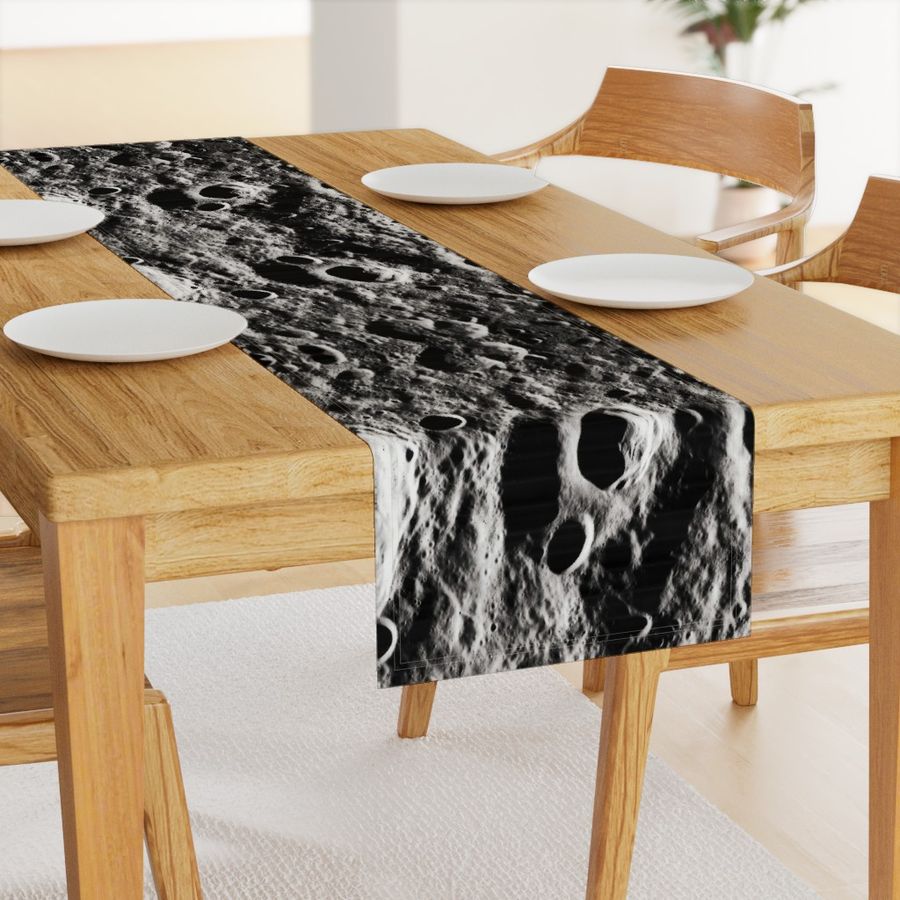 HOME_GOOD_TABLE_RUNNER