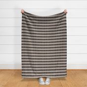 Black & beige Diamond  stripes