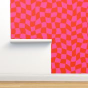 Wavy Checkered Pattern in Red & Pink
