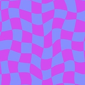 Wavy Checkered Pattern in Lavender Magenta