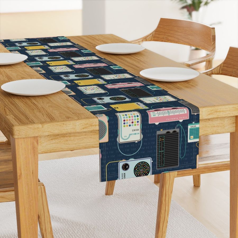 HOME_GOOD_TABLE_RUNNER