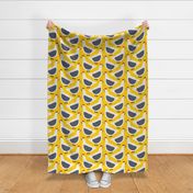 Large // Cheerful Checkered Chickens: Country Farmhouse Animals - Yellow 