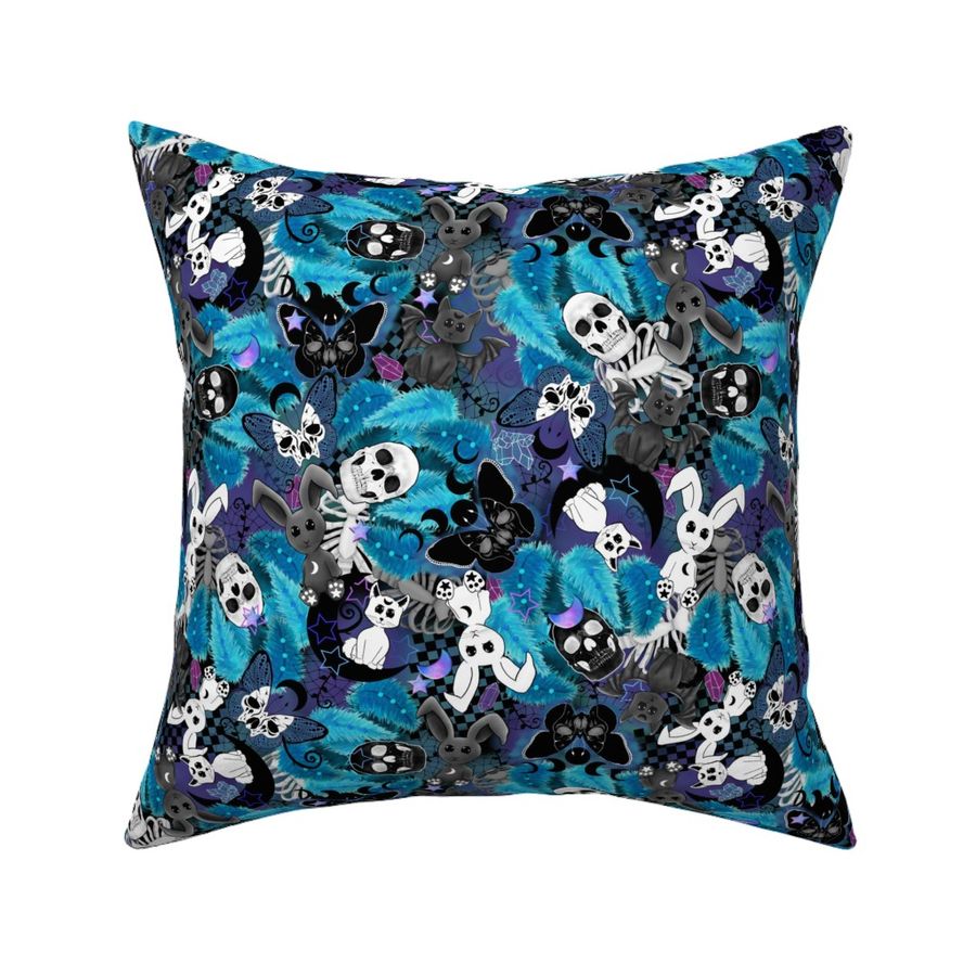 HOME_GOOD_SQUARE_THROW_PILLOW