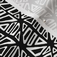 Black and white geo by hand pattern