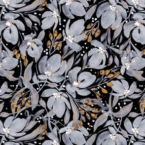 Standout Silver & Gold Floral