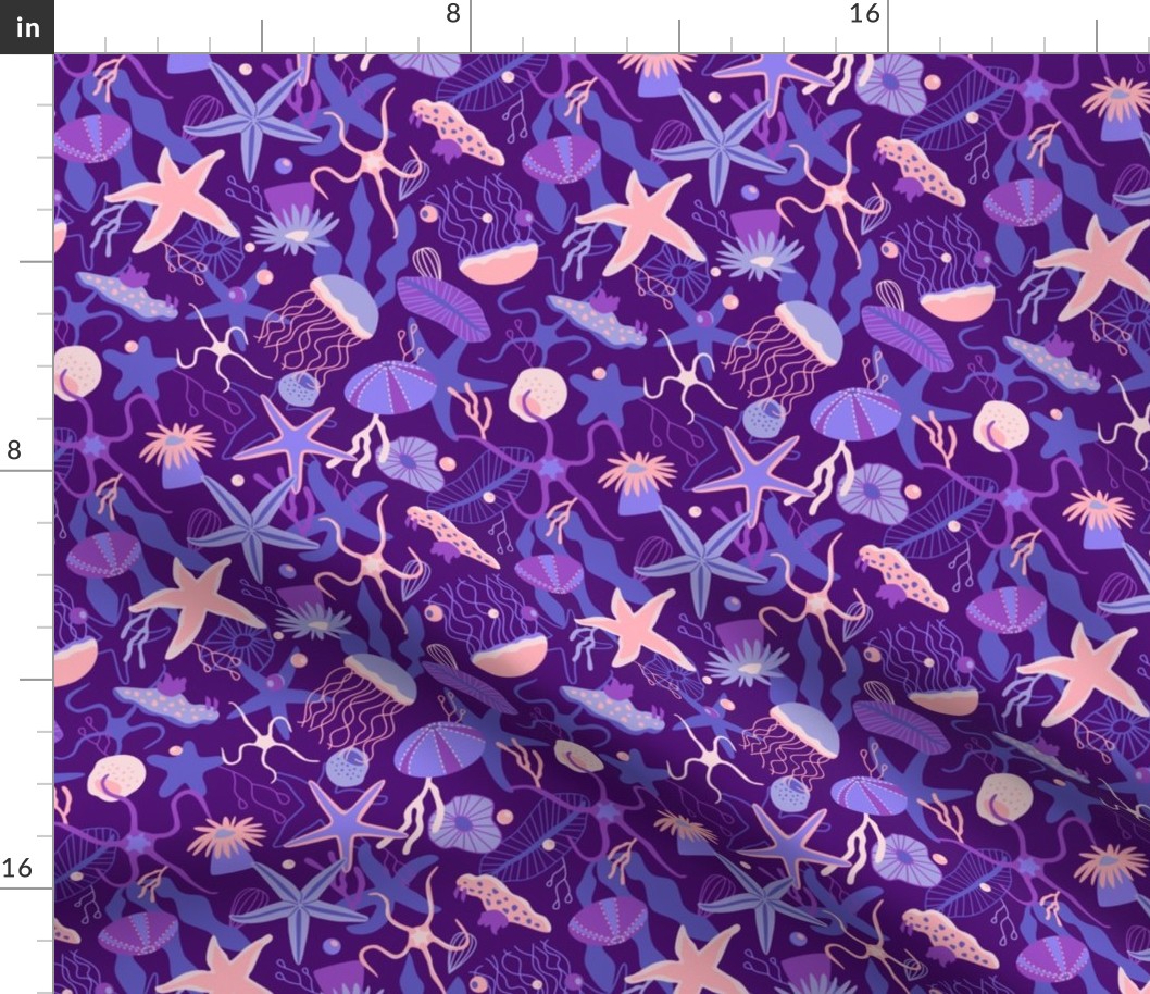Sea creatures purple - small scale