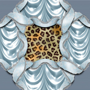 Leopards'n'Lace - Medaillon - Blue