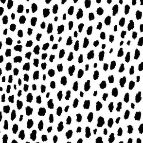 Dalmatian Spots Pattern (black/white)