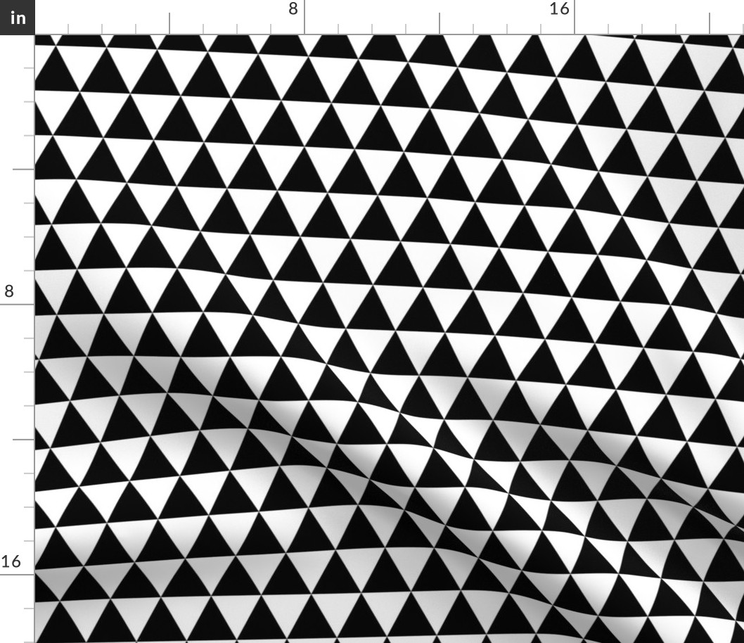 Black & White Triangles Small