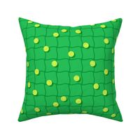 COURT SPORTS SUMMER TENNIS BRIGHT TOSSED TENNIS BALLS WITH SHADOW NET GREEN SMALL