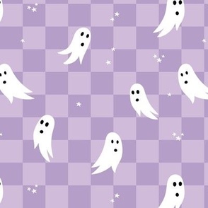 Spooky halloween ghosts and stars on checkerboard adorable kawaii baby nineties trend nursery design lilac purple 