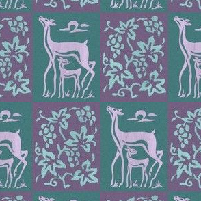  Wooden tjap grapes and deer - green & lavender