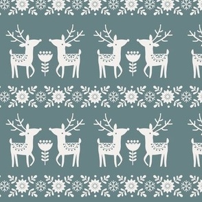 (S Scale) Boho Christmas Nordic Sweater Reindeer Hunter White on Blue