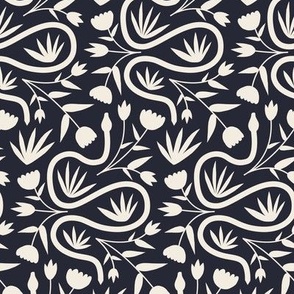 Flowy Snake Garden in Dark Navy and Ivory – Large Scale