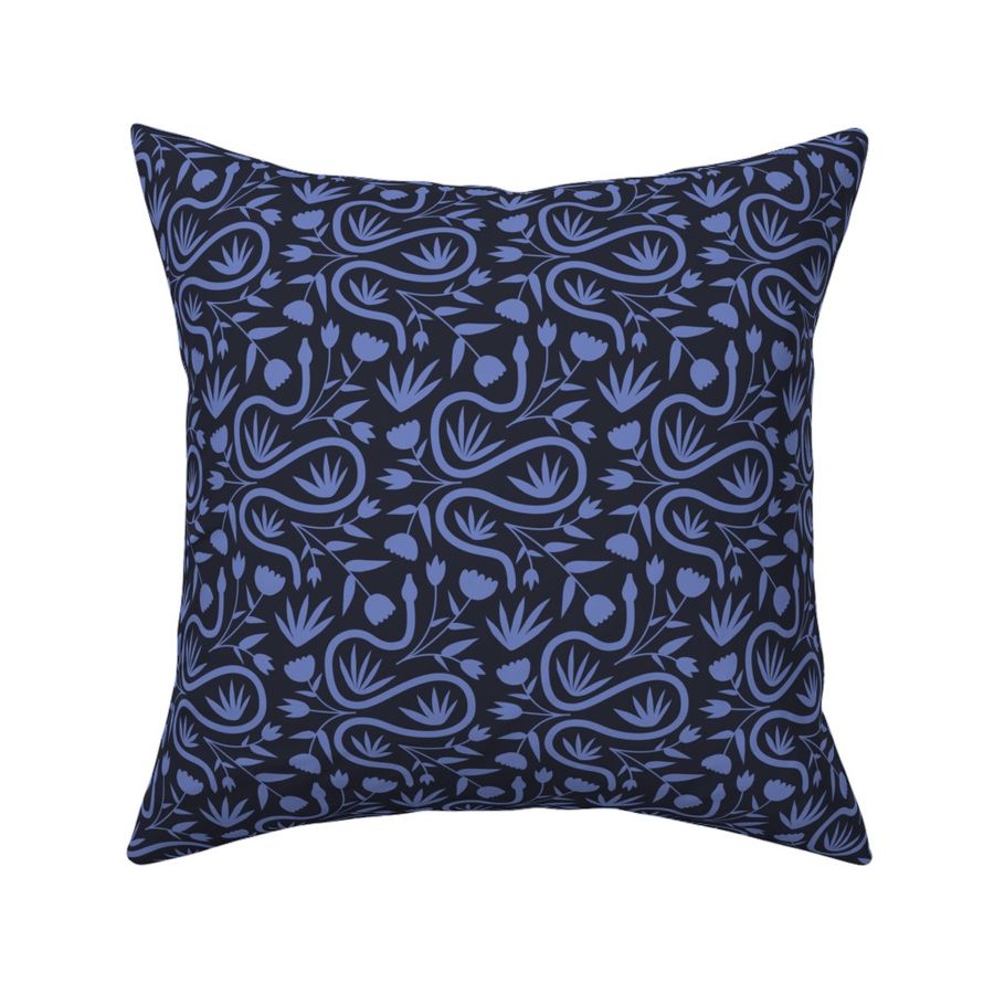 Flowy blue snake garden – dark navy