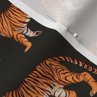 Simple Tiger Pattern Charcoal - Medium