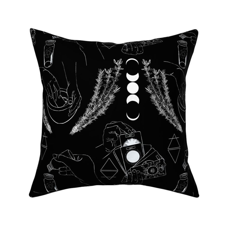 HOME_GOOD_SQUARE_THROW_PILLOW