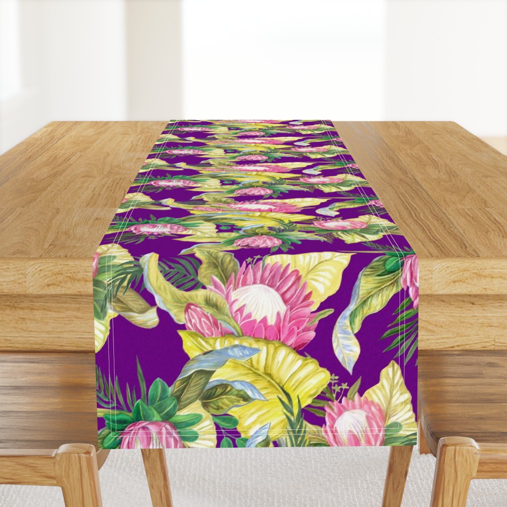 Hawaii Calls 50s-on deep plum texture-medium