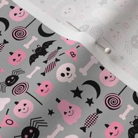 Small Scale Happy Haunts Pink and Black Halloween Trick or Treat Ghosts Pumpkins Candy on Grey