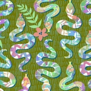 Rainbow Snakes-Olive - Medium Scale
