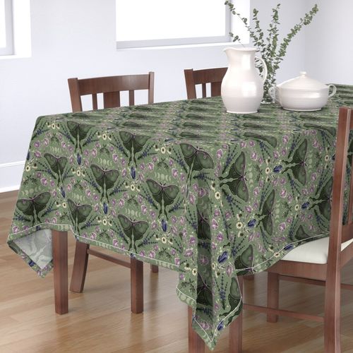 HOME_GOOD_RECTANGULAR_TABLE_CLOTH