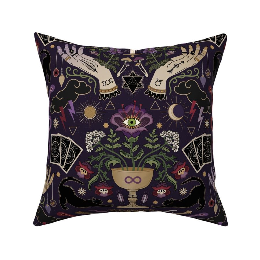 HOME_GOOD_SQUARE_THROW_PILLOW