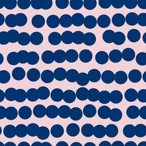 Spots in a line blue blush