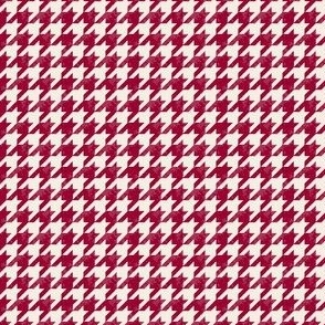 Textured Houndstooth Berry