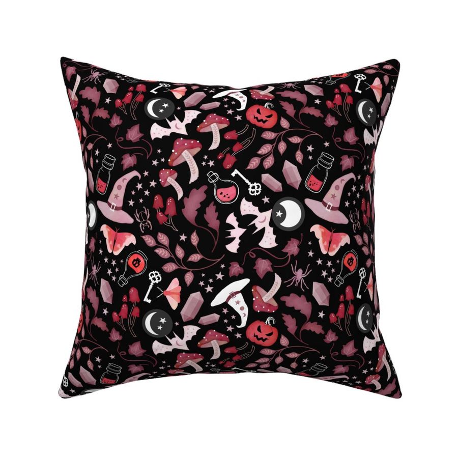 HOME_GOOD_SQUARE_THROW_PILLOW