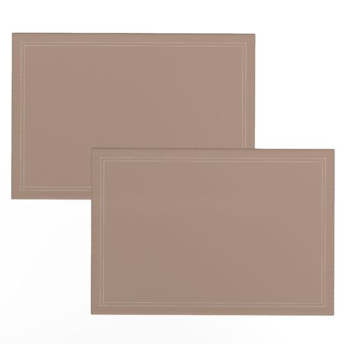 Warm Taupe 16-1318 TPX