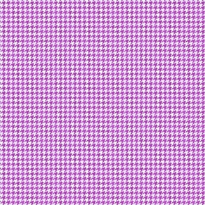 Small Magenta Purple and White Handpainted Houndstooth Check Watercolor Pattern