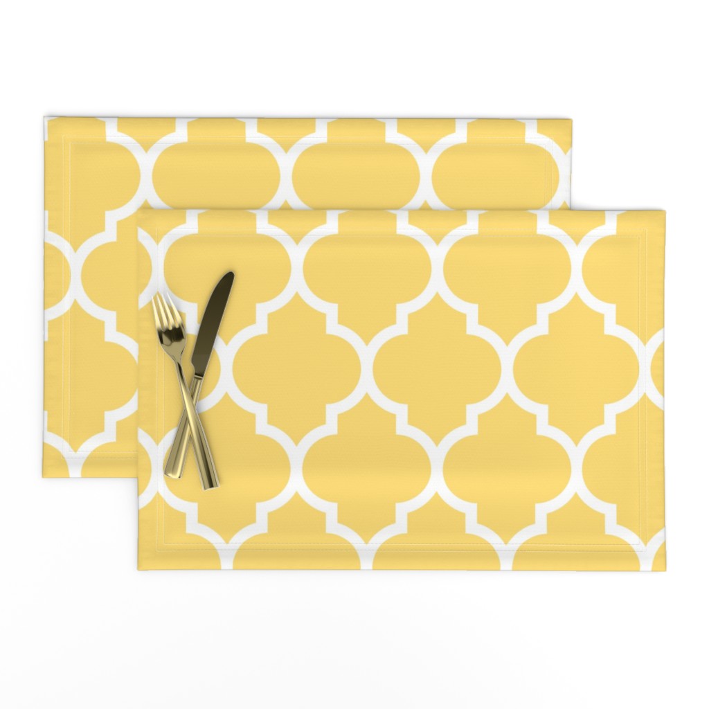 moroccan quatrefoil lattice in lemon yellow