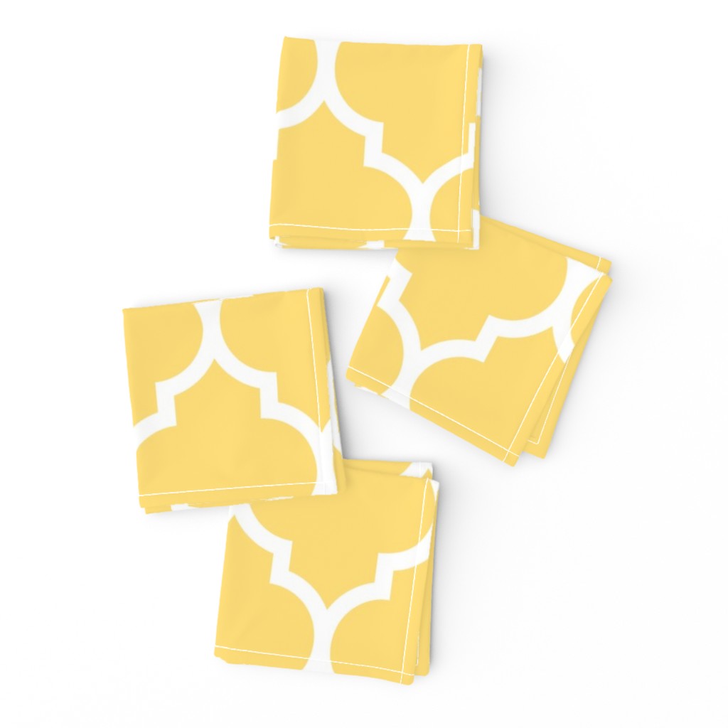 moroccan quatrefoil lattice in lemon yellow