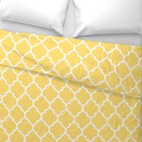 moroccan quatrefoil lattice in lemon yellow