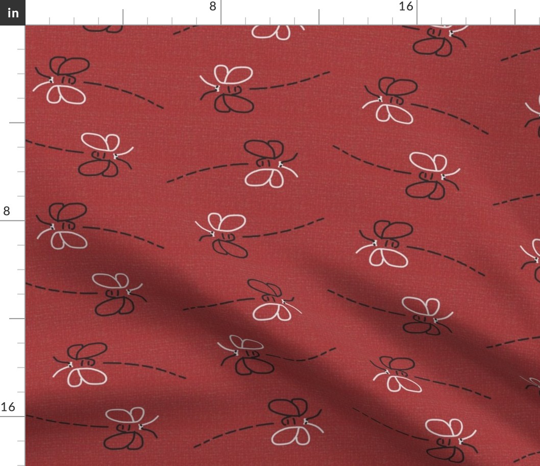 Simple Bee Lines on Red Linen Look