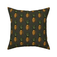 Pineapple grenade - small