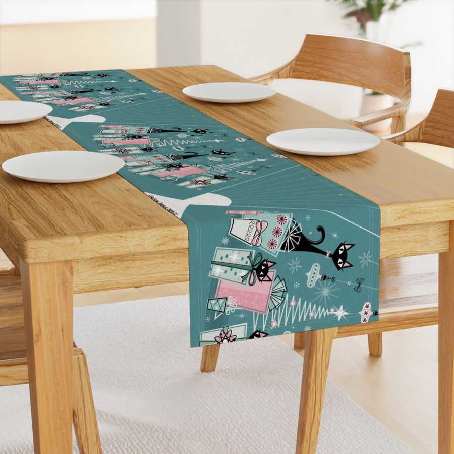 HOME_GOOD_TABLE_RUNNER