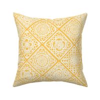Cozy Granny Squares Diagonal- Golden Yellow- Sunshine- Sunflower- bohemian Summer- White- Vintage Lace- Boho Crochet - Small